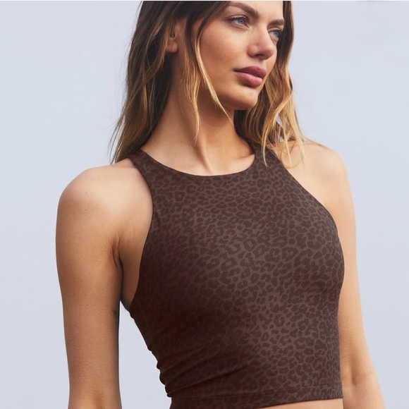 BEYOND YOGA Women's SoftMark Refocus Cropped Tank In in Charcoal Animal Print - Picture 3 of 15